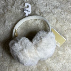 Michael Khors ear muffs in ivory NWT